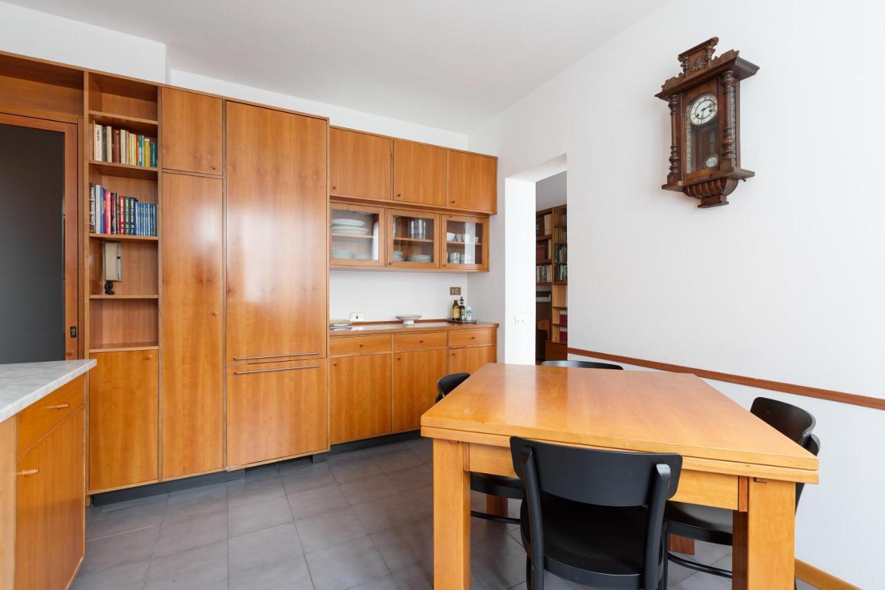 Ca' Stellini - Comoda Casa Indipendente Con Parcheggio Privato ミラノ エクステリア 写真