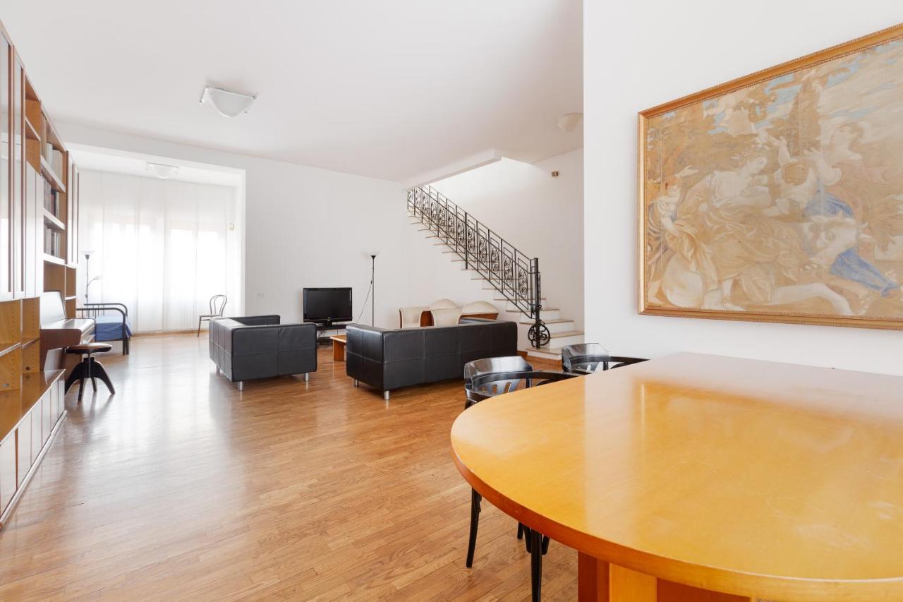 Ca' Stellini - Comoda Casa Indipendente Con Parcheggio Privato ミラノ エクステリア 写真