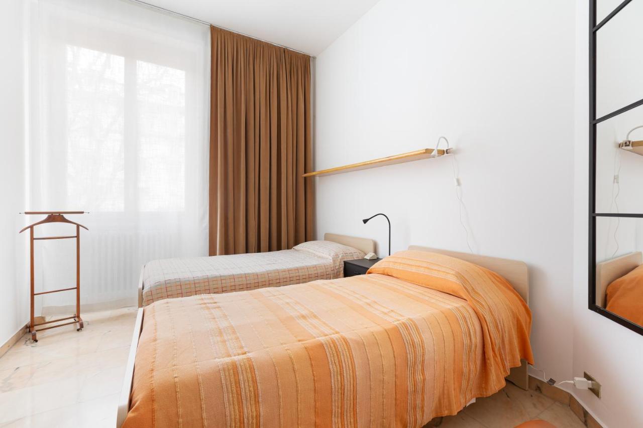 Ca' Stellini - Comoda Casa Indipendente Con Parcheggio Privato ミラノ エクステリア 写真
