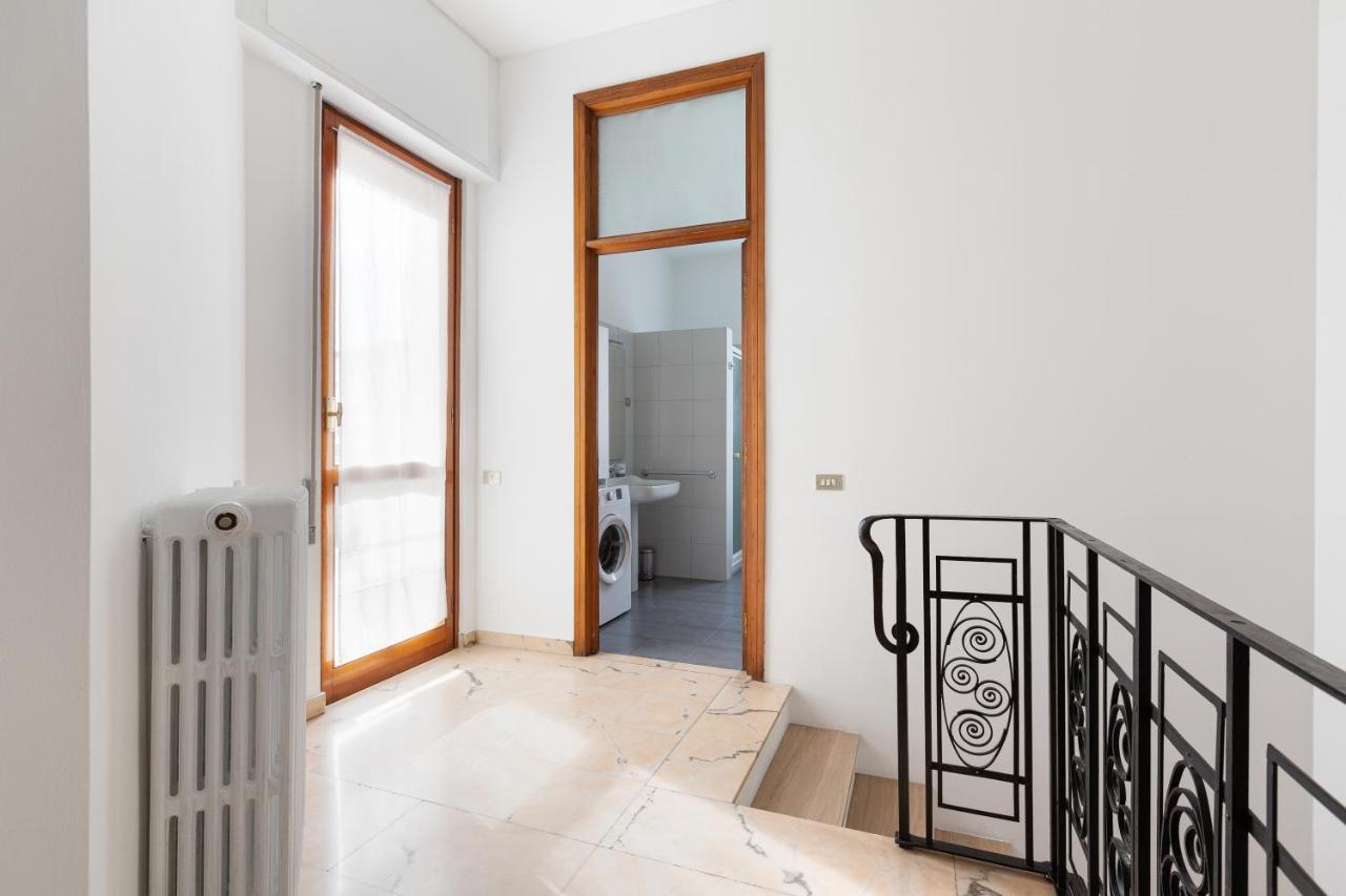 Ca' Stellini - Comoda Casa Indipendente Con Parcheggio Privato ミラノ エクステリア 写真