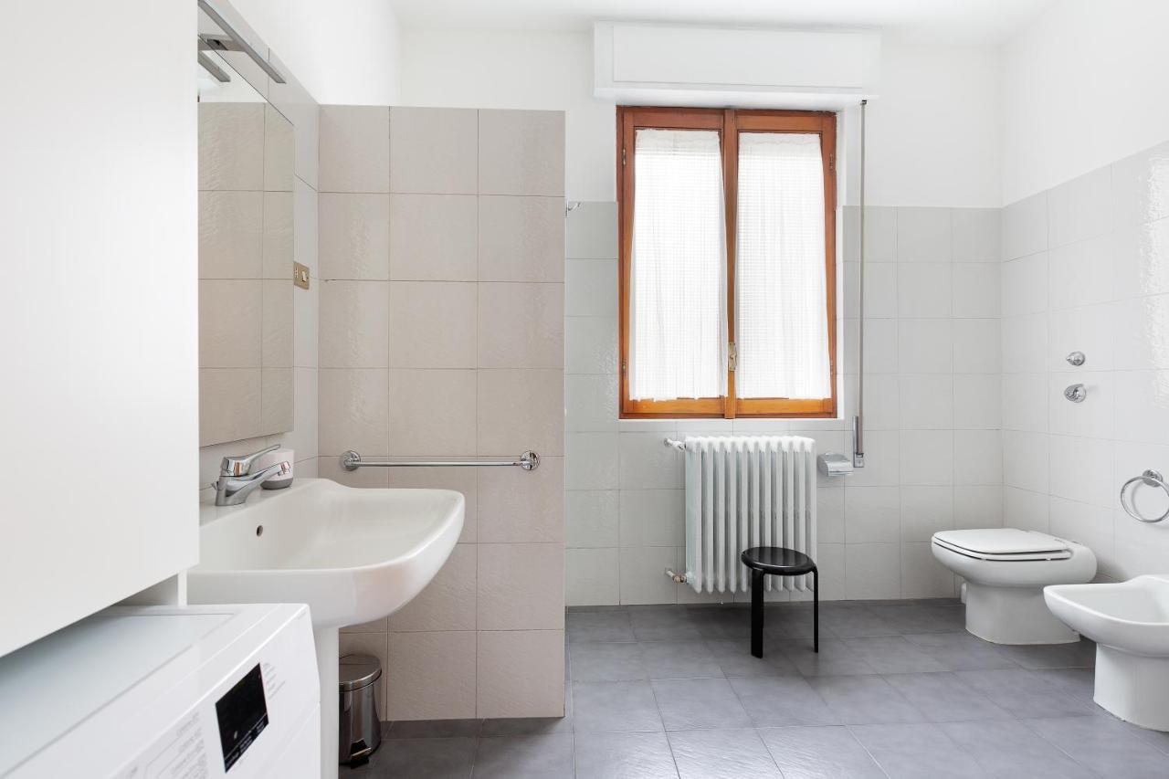 Ca' Stellini - Comoda Casa Indipendente Con Parcheggio Privato ミラノ エクステリア 写真